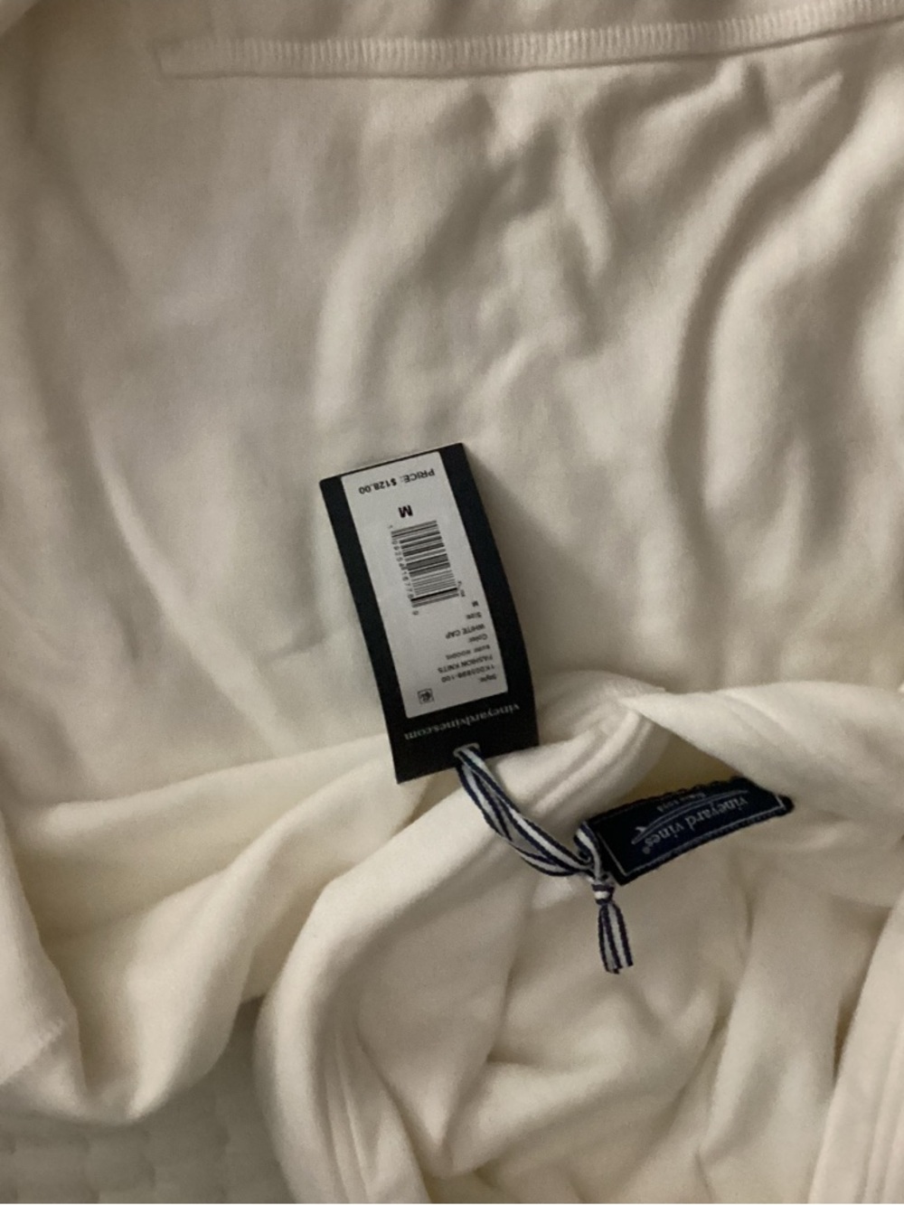 Vineyard Vines Cream Top with Navy Trim Tag